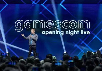 Die Opening Night Live war ein ...