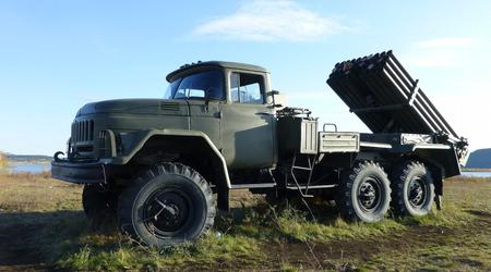 HIMARS zerstörte eine 9P138-Abschussvorrichtung des seltenen Grad-1-Mehrfachraketen-Systems mit einem Präzisionstreffer