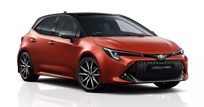 Toyota hat den Corolla 2025 in einer neuen Metal Oxide Farbe vorgestellt, aber das ist nicht die einzige Aktualisierung des Modells