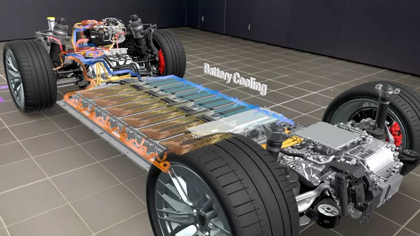 Batterie- und Motoranordnung des Porsche Cayenne Electric