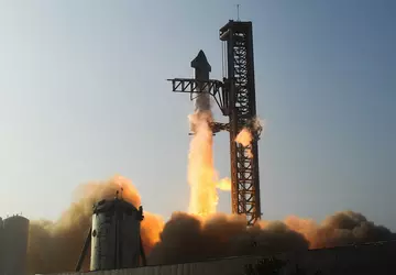 SpaceX hat mehr als 1.000 Änderungen ...