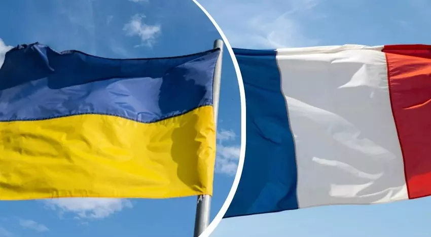 „Es wird eine beispiellose Zusammenarbeit sein“: Französischer Autobauer eröffnet Produktion von Kampfdronen in der Ukraine