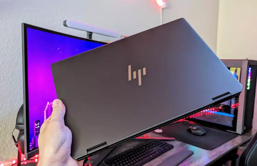 HP Spectre x360 2-in-1 Laptop Motorsteuergerät auslesen