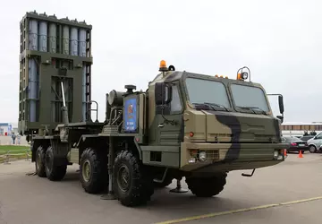 Das neueste SAM-System S-350 "Vityaz" mit ...