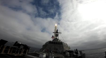 Das US-Küstenkampfschiff USS Savannah hat zum ersten Mal den Standard Missile 6 Abfangraketenwerfer gestartet, der Luft- und Bodenziele angreifen kann