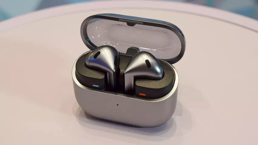 Galaxy Buds 3 Pro mit verbesserter Anrufqualität dank AI-Technologie