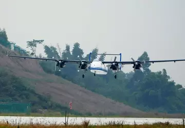 China testet die weltweit erste viermotorige ...