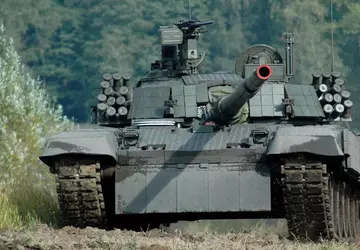 Die Ukraine verwendet polnische PT-91 Twardy-Panzer ...