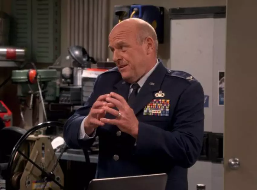 "So lässt man es aussehen" © Colonel Richard Williams