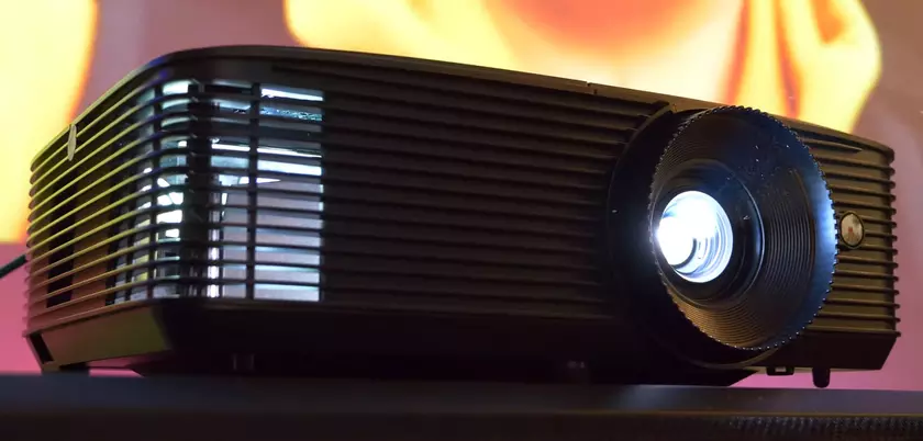 hd146x vs. th575