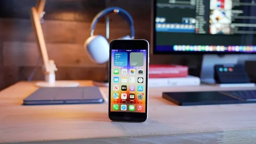 iPhone SE 3, Modell mit A15 Bionic Chip und 5G Unterstützung