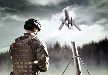 Nach dem Erfolg von Switchblade in ...