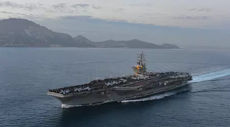 Eine zweite US-Trägerkampfgruppe ist im Mittelmeer eingetroffen - der Flugzeugträger USS Dwight D. Eisenhower sowie der Zerstörer Arleigh Burke und der Kreuzer Ticonderoga sind auf dem Weg nach Israel. Die Eisenhower, der Zerstörer Arleigh Burke und der