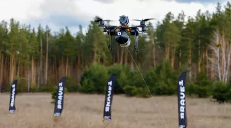 Vietnam präsentiert eigene FPV-Drohnen mit Glasfasertechnik