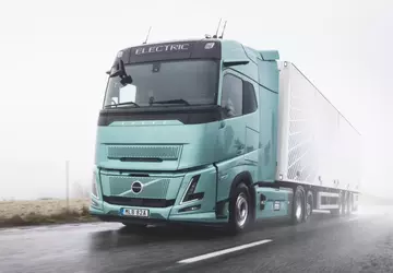 Volvo FH Aero Electric vorgestellt mit ...