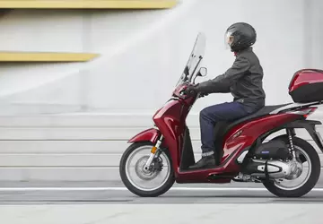 Mofa- und E-Scooter drohen Bußgelder - ...