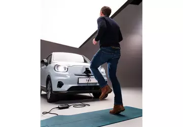 Hopp, hopp: Leapmotor hat eine Ladematte ...