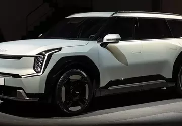 Die Scheibenwischer des Kia EV9 werden ...