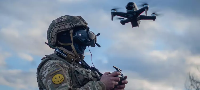 75 Panzer, 88 gepanzerte Fahrzeuge, 52 selbstfahrende Artilleriesysteme und andere Waffen: Die AFU zerstörte im Laufe der Woche 428 russische Ausrüstungsgegenstände mit Hilfe von Drohnen