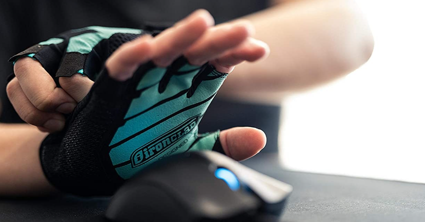 Ironclad Immortals Anti-Schweiß-Handschuhe für PC-Spiele