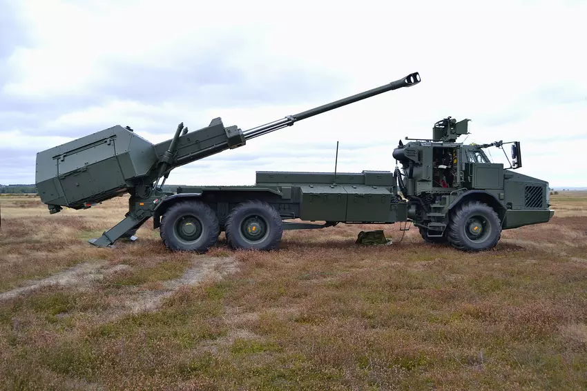 Schweden übergibt der Ukraine 18 selbstfahrende Artilleriesysteme Archer und 5 ARTHUR-Batterieabwehrradare