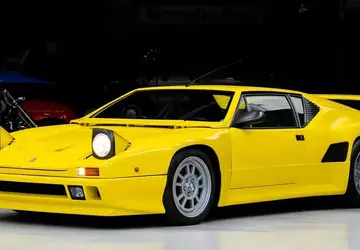 Der legendäre De Tomaso Pantera 90 ...