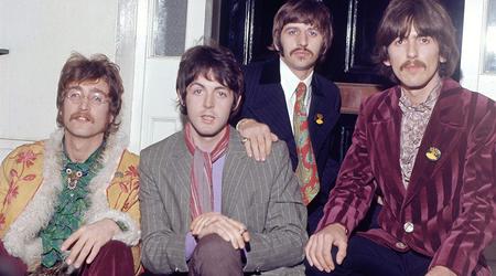 Die Beatles werden für einen Grammy nominiert für den Song "Now and Then", den Paul McCartney mit Hilfe von KI auf der Grundlage von Lennons Demo aus dem Jahr 1978 erstellt hat.