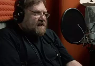 Die Stimme von Dumbledore und Himley ...