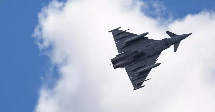 Das Vereinigte Königreich hat Eurofighter Typhoon FGR4-Kampfjets an die Grenze zu Russland entsandt, um den Luft-Luft-Kampf zu üben und Ziele am Boden zu zerstören