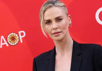 Oscar-Preisträgerin Charlize Theron stößt zur Besetzung ...