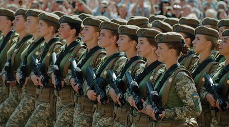 In einigen Regionen der Ukraine sind fast die Hälfte derjenigen, die zur Armee gehen wollen, Frauen