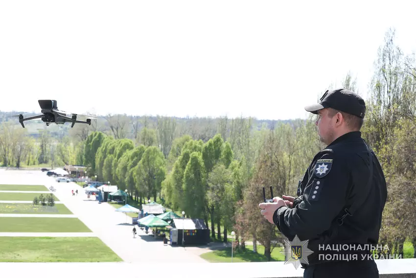 In Saporischschja wird die Polizei mit DJI Mavic 3 Drohnen in der Stadt patrouillieren
