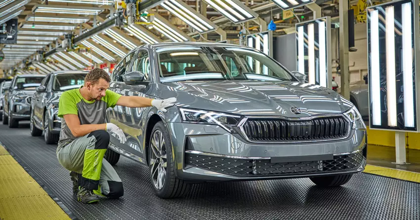 Tschechische Autoproduktion steigt auf einen Rekordwert von 1,453 Millionen Fahrzeugen im Jahr 2024