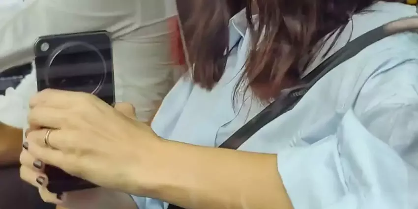 OnePlus Open geht nach Bollywood: Das faltbare Smartphone wird bereits von einer berühmten indischen Schauspielerin genutzt