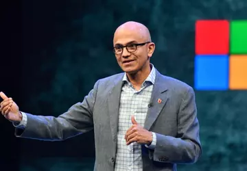 Microsoft-Chef verteidigt OpenAI-Investitionen vor dem Hintergrund ...