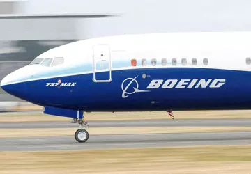 Boeing-Umsatz steigt auf $17,9 Mrd. und ...