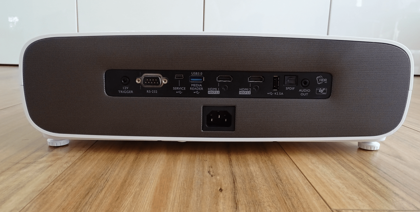 Benq W2700i oder Benq TK850