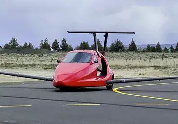 Samson Switchblade fliegendes Auto bereit zum ...