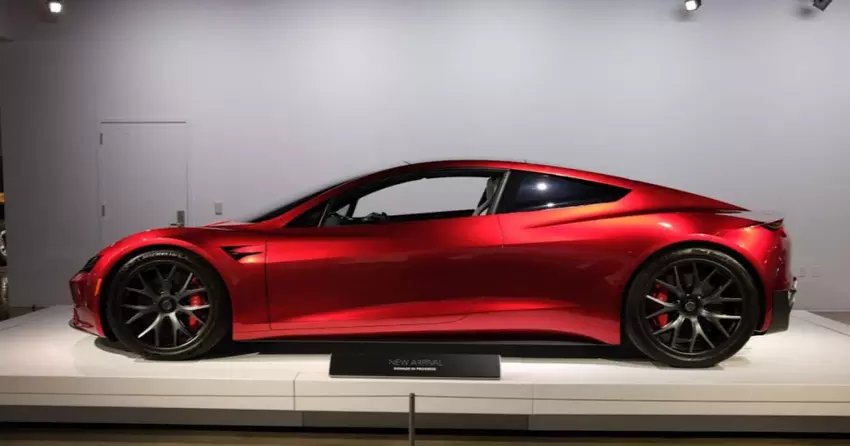  Elon Musk enthüllt die erstaunlichen Eigenschaften des neuen Tesla Roadster