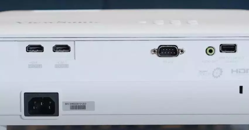 ViewSonic PX701 beamer für playstation