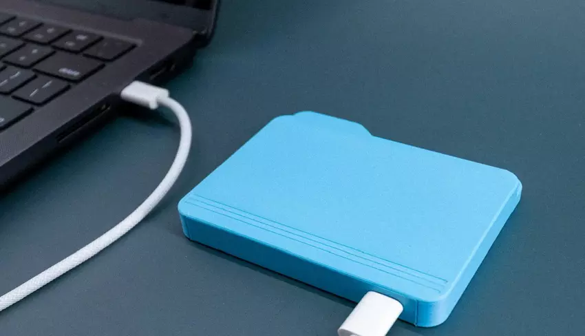 FolderDrive USB-Stick in Form eines Ordners von macOS wurde vorgestellt