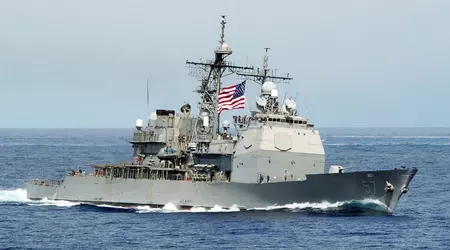 Die US-Marine hat den Kreuzer USS Lake Champlain nach 35 Dienstjahren außer Dienst gestellt. Das Kriegsschiff war Träger von Tomahawk-Raketen, überlebte eine Explosion und eine Kollision mit einem Fischereifahrzeug