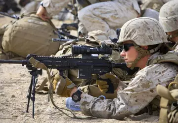 Nicht nur Männer: USA wollen Frauen ...