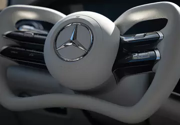 Mercedes hat ein "Lenkrad statt Lenkrad" ...