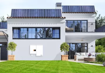 Duracell hat eine Hausbatterie mit einer ...