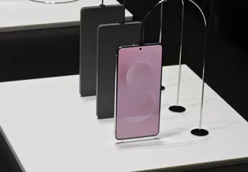 Insider: Galaxy S26 Edge wird leichter, ...