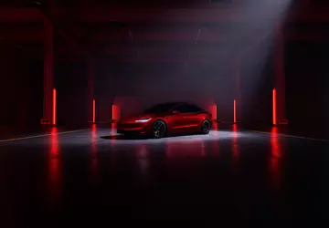 Tesla hat das Model 3 Performance ...