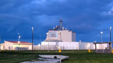 Die USA haben das Aegis-Ashore-Raketenabwehrsystem in Polen mit Mk 41-Raketenwerfern zum Abfangen ballistischer Raketen in Betrieb genommen