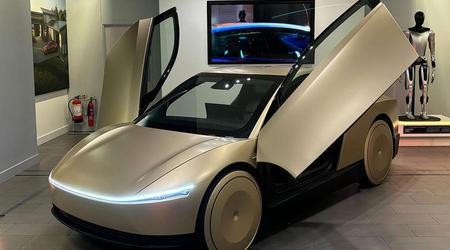 Tesla Robotaxi, das unbemannte Taxi, erstmals in Großbritannien vorgestellt