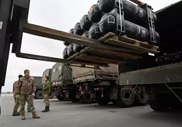 Die USA bereiten ein weiteres Militärhilfepaket ...